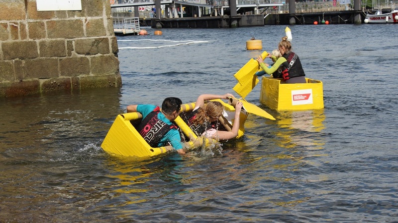 https://www.imeche.org/images/default-source/oscar/Institution-News/competitors-at-the-plymouth-cardboard-boat-race-2016.jpg?sfvrsn=b237dc12_0