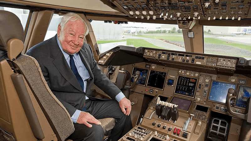 Joe Sutter in the cockpit. Image courtesy of Boeing